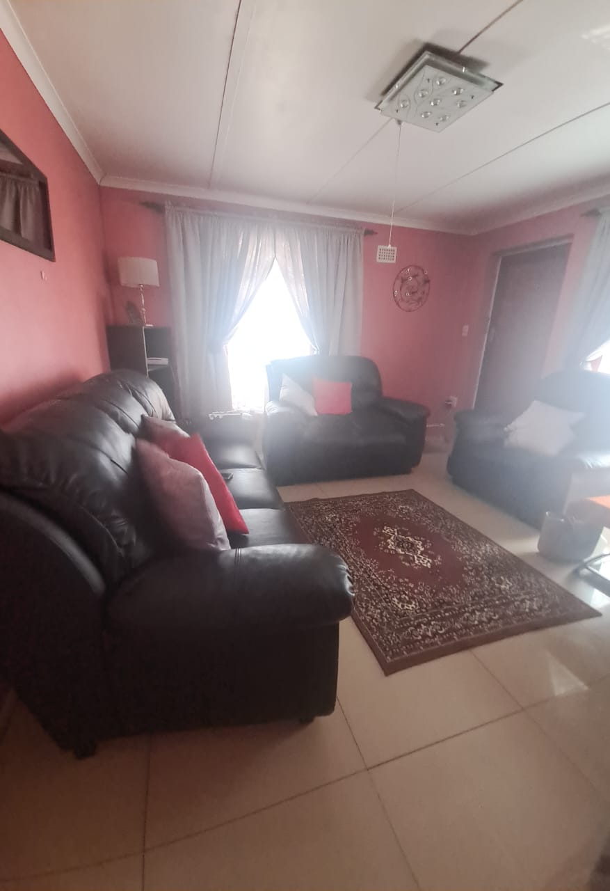 2 Bedroom Property for Sale in Portlands Western Cape